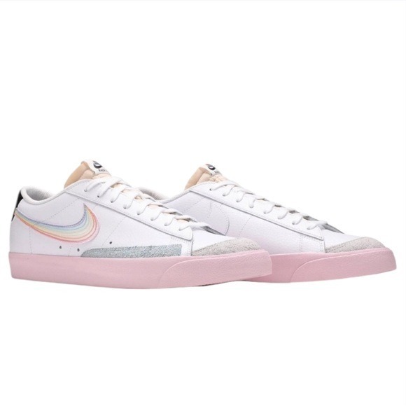 Nike Blazer Low '77 Vintage BETRUE Shoes Men Size 11.5 Rainbow Swoosh Pink Sole - Picture 2 of 6
